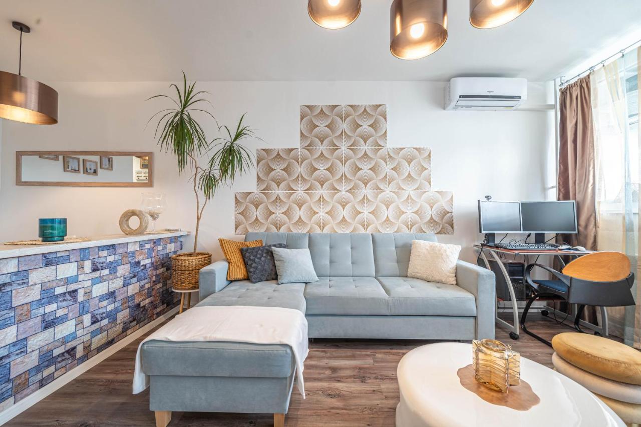 Pastelle Apartment With Own Parking Place 布达佩斯 外观 照片